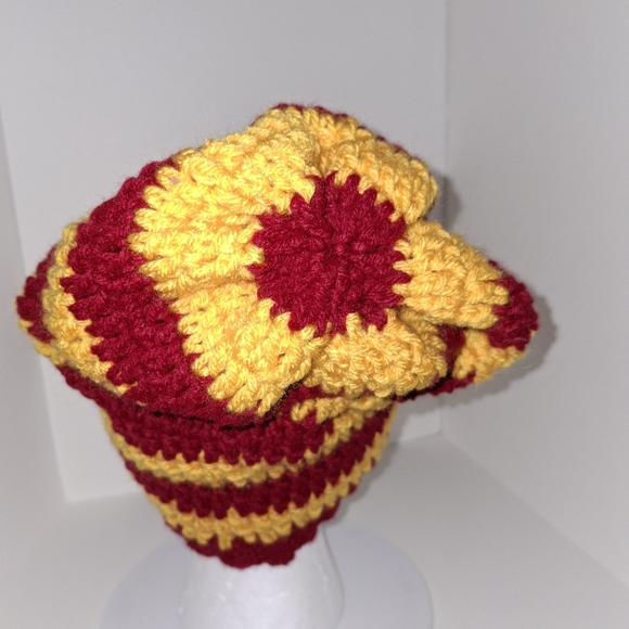 Beanie Slouchy Cap Wine And Gold Hat - Picture 4 of 5